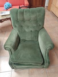 Poltrona Frau in velluto verde