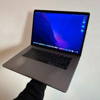 MacBook Pro 15” 2016 i7 / 16GB / 500gb SSD