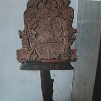 leggio scolpito
