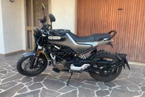 Husqvarna Svartpilen 125