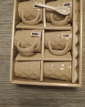 set di tazzine da caffè.