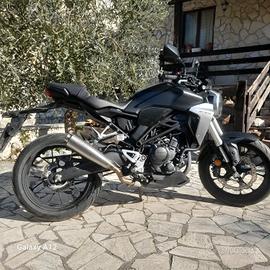 Honda cb300r