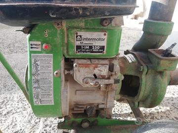 Motore tira acqua lombardini 250 cc