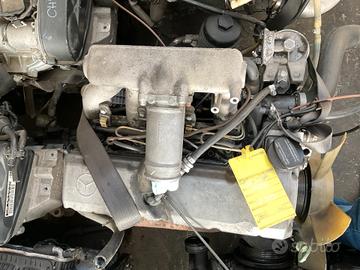 MOTORE MERCEDES SPRINTER 2.2 TD
