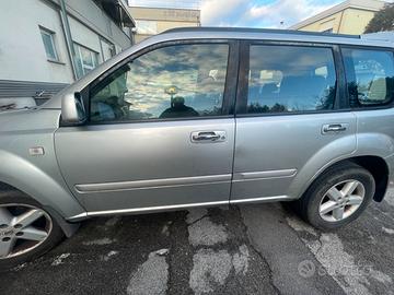 NISSAN XTRAIL