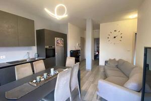 Appartamento di 103 m² con 4 locali e box auto a M