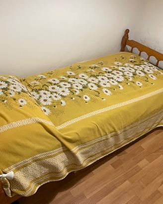 Letto singolo con materasso