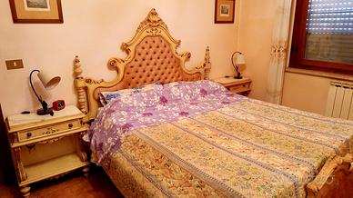 camera da letto matrimoniale completa di rete