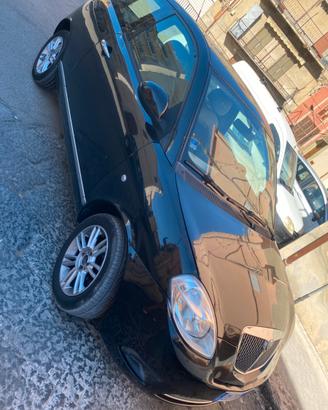 Lancia Ypsilon del 2010 – Ben tenuta