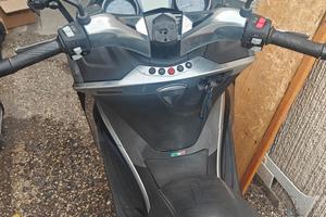 PIAGGIO X10 350 EXECUTIVE 