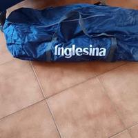 Lettino ripiegabile con ruote