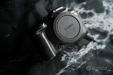 CANON R10 CORPO