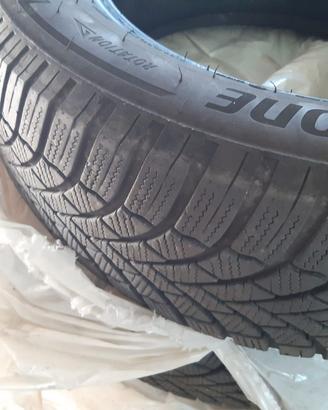 BRIDGESTONE BLIZZAK LM005 215/65 R17