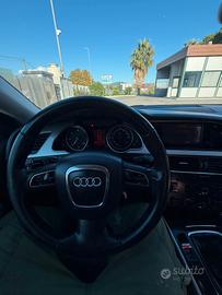 Audi  a5  . la macchina non presenta difetti 