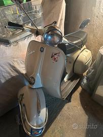 Vespa bajaj 150