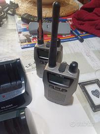 due radioline portatili 