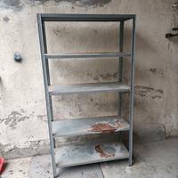 scaffalatura metallo