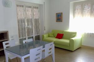 Trilocale a 70 mt. Mare con Posto Auto