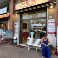 Pizzeria e tanto altro tutto da asporto