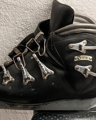 Scarponi da sci Nordina vintage