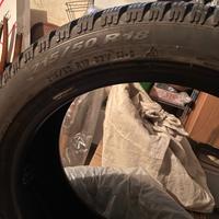 Gomme Invernali 215/50 R18