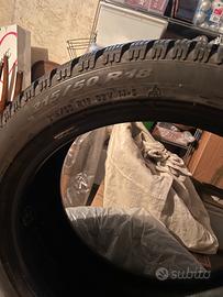 Gomme Invernali 215/50 R18