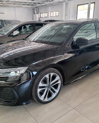 Audi A3 Sportback 2.0 tdi 150CV s-tronic + optiona