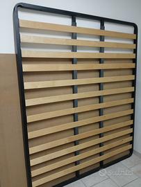 Rete matrimoniale doghe in legno 