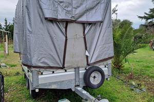 Rimorchio UR Umbria Rimorchi 750 kg telonato