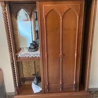 Mobile ingresso antico 