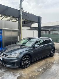 VOLKSWAGEN Golf 7ª serie - 2017