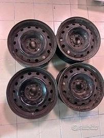 Cerchi Ford fiesta r15