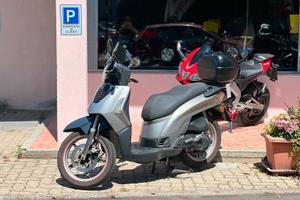 Kymco People 200 + promozione
