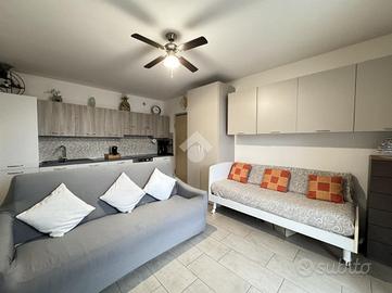 MONOLOCALE A CAMBIAGO