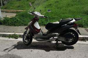 PIAGGIO PIAGGIO BEVERLY 200 FINANZ INTERESSI 0 NO 