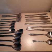 Set di 21 posate miste in metallo (coltelli, cucch
