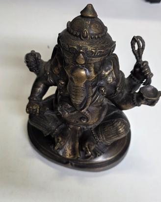 Raffinata e Autentica Statua di Ganesha in Bronzo