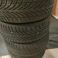 Gomme+cerchi 215/55/16