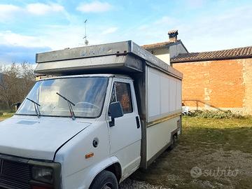 Fiat Ducato food truck 