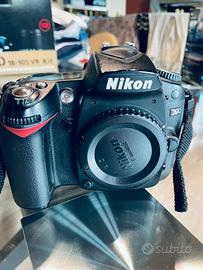 Nikon D90 + NIKKOR 50mm f/1.4G