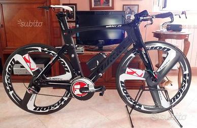 Bici crono Wilier Triestina Twin Blade FSA Metron