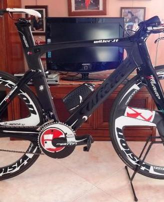 Bici crono Wilier Triestina Twin Blade FSA Metron