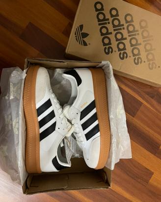 ADIDAS SAMBA