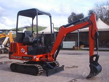 MiniEscavatore usato HINOWA vt1650