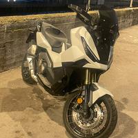Honda Xadv 2025