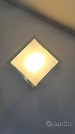 Coppia di lampade a parete moderne di design