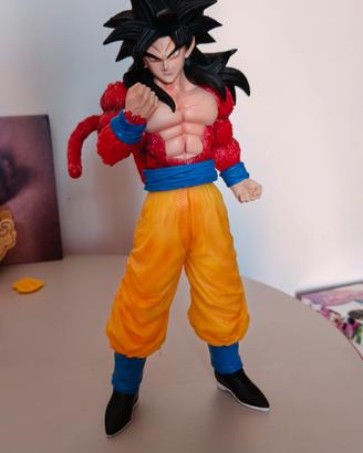 Goku super Saiyan 4 livello 30 cm