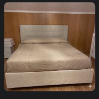 Letto matrimoniale