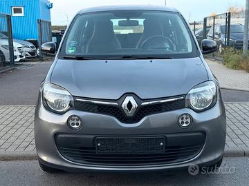 RENAULT TWINGO - 1.0CC  - 2019