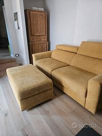 divano letto  pari al nuovo